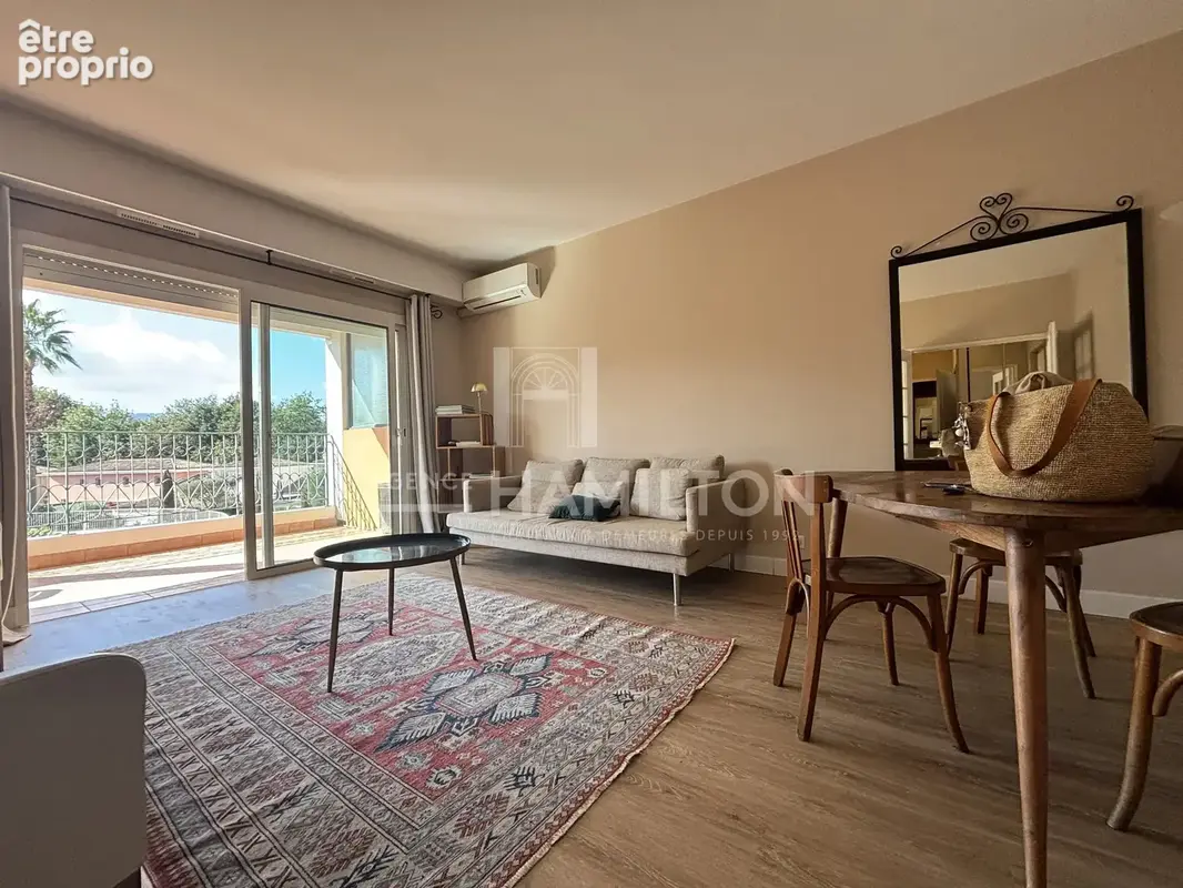 Domaine sécurisé à Mougins – 2 pieces, Terrasse 24 m², vue Domaine du golf, piscine  Copier le titre - photo 6