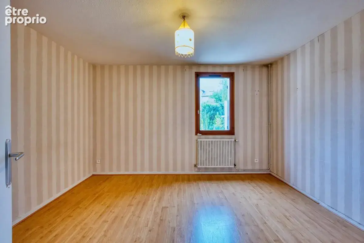 Maison de 5 pièces de 90 m² à Metz - photo 9