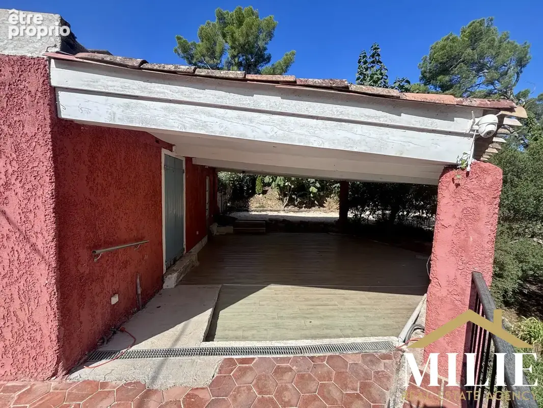 Maison 4 pièces 130 m² à vendre à Saint-Cyr-Sur-Mer (83270) - photo 5