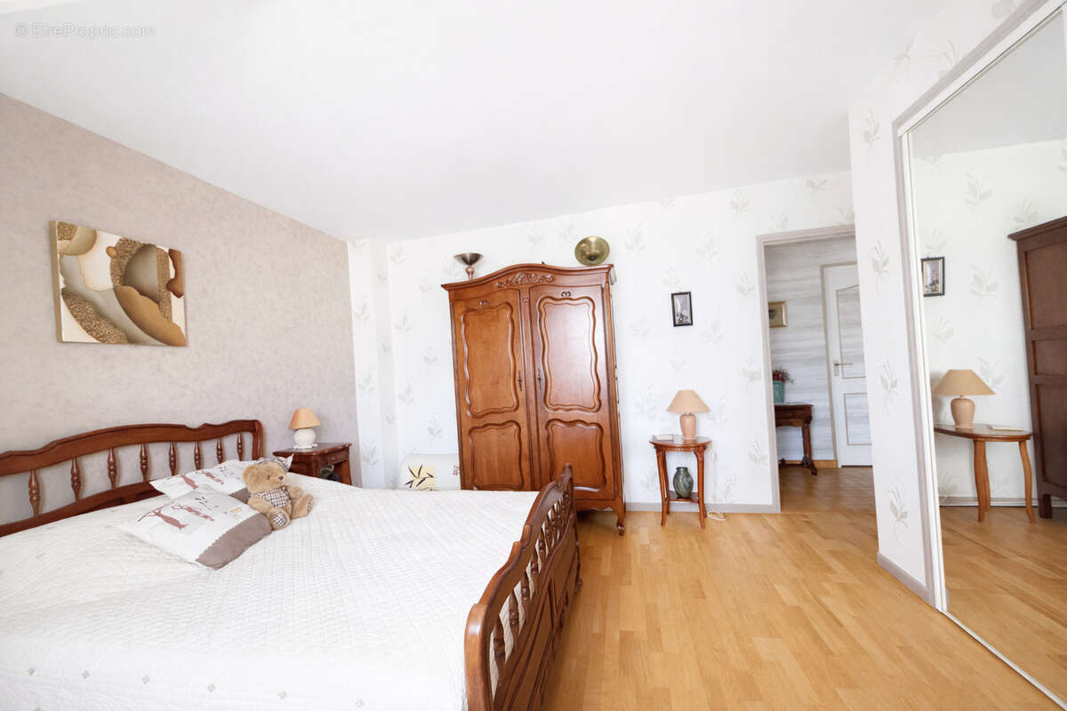 Maison à OZOIR-LA-FERRIERE