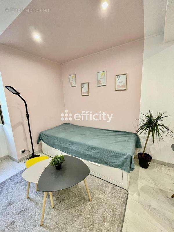 Appartement à SAINTES