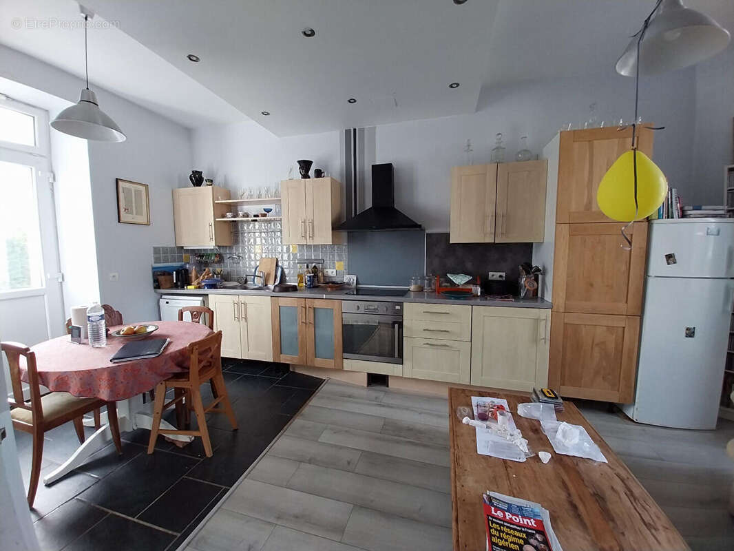 Maison à LA VILLEDIEU-DU-CLAIN