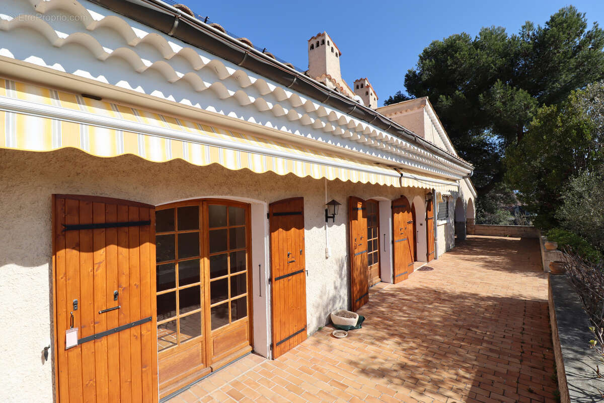 Maison à SAINT-MAURICE-SUR-EYGUES