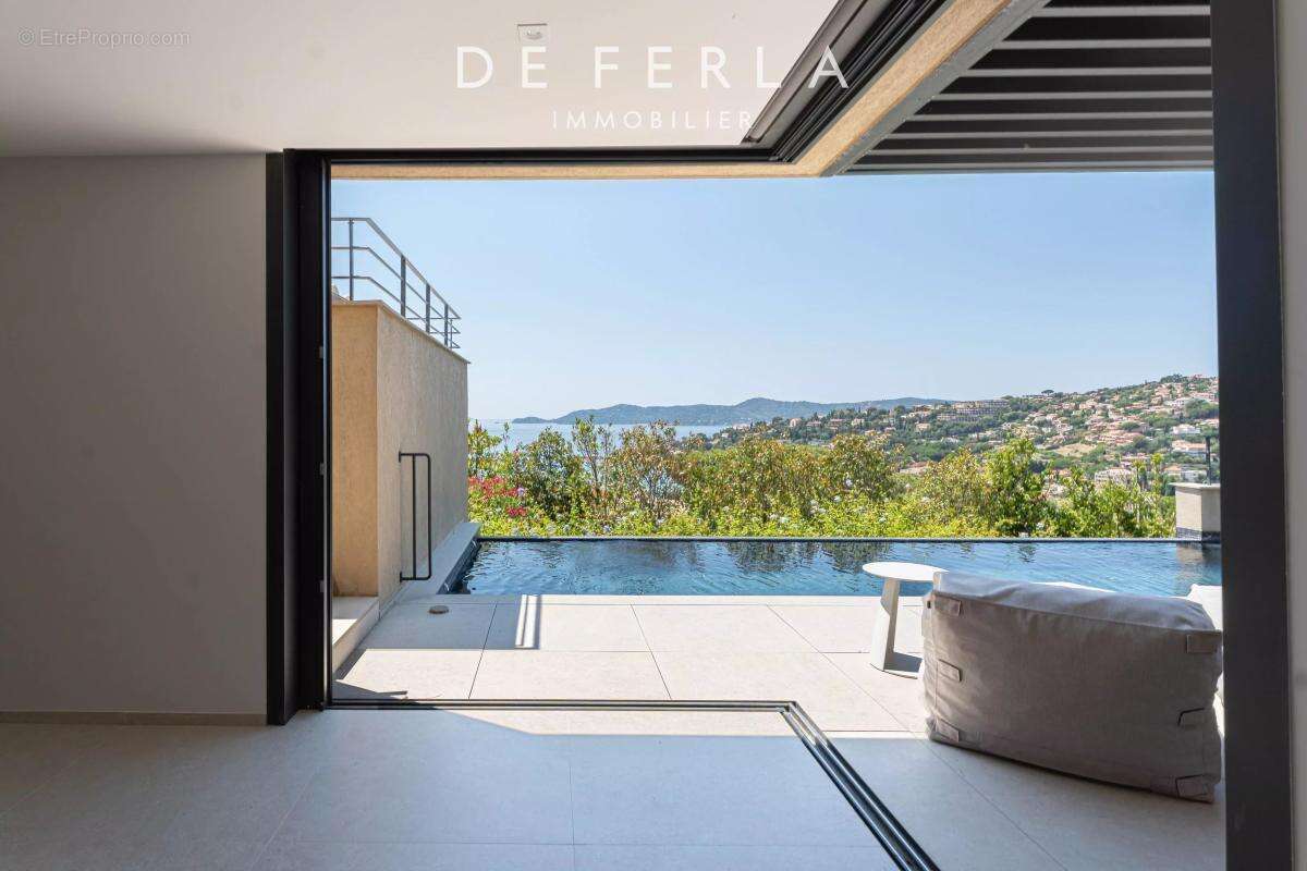 Appartement à LE LAVANDOU