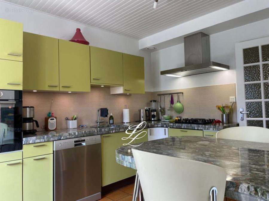 Maison 175 m² à Laigne-En-Belin  - photo 35