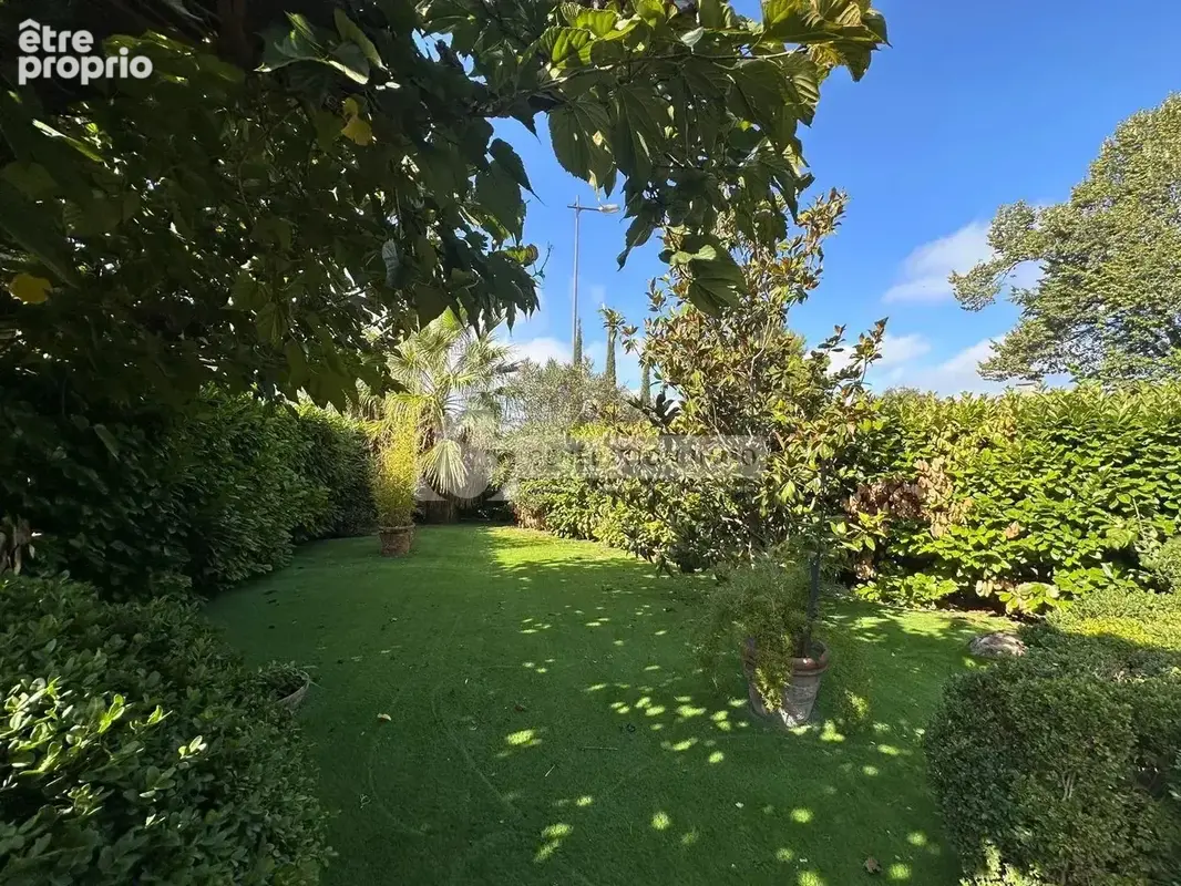 Fontvieille - grande maison avec jardin - photo 2