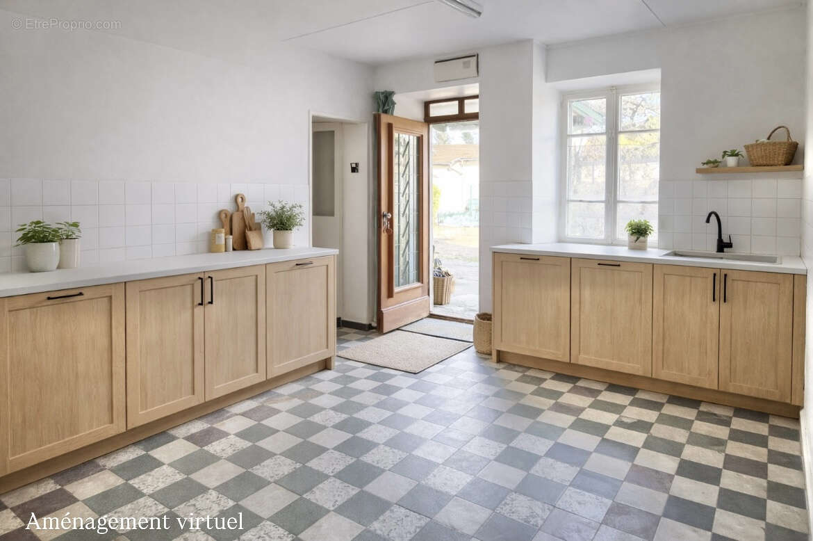 Maison à GREZIEU-LA-VARENNE