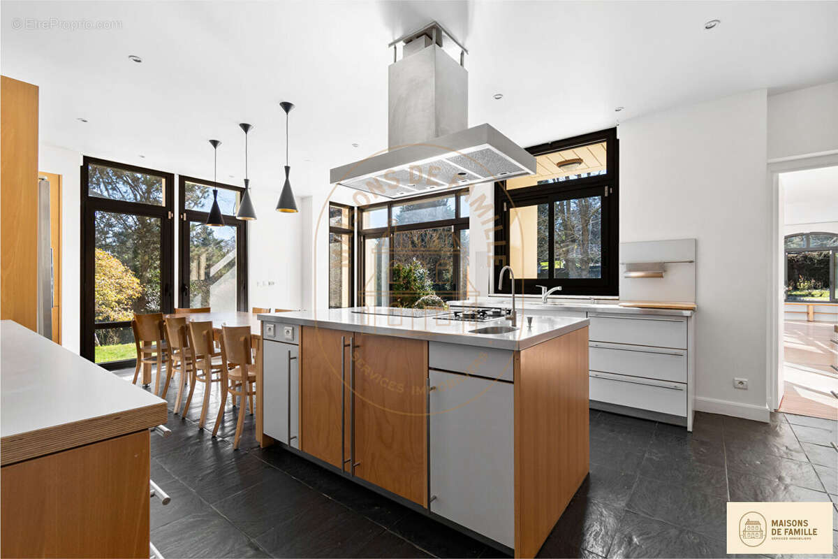 Maison à RUEIL-MALMAISON