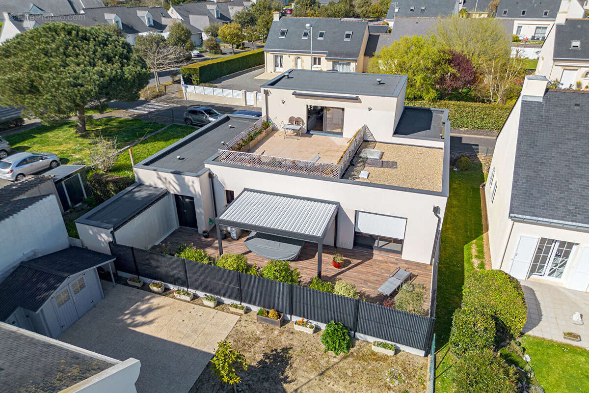 Maison à LA TURBALLE