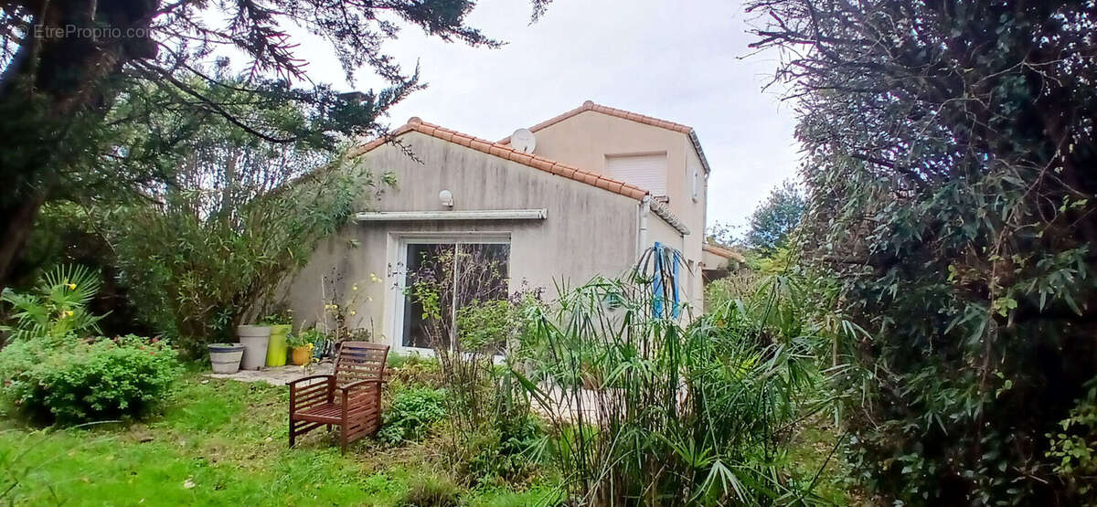 Maison à SAINT-SULPICE-DE-ROYAN