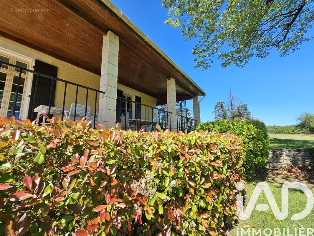 Photo 5 - Maison à CANTILLAC