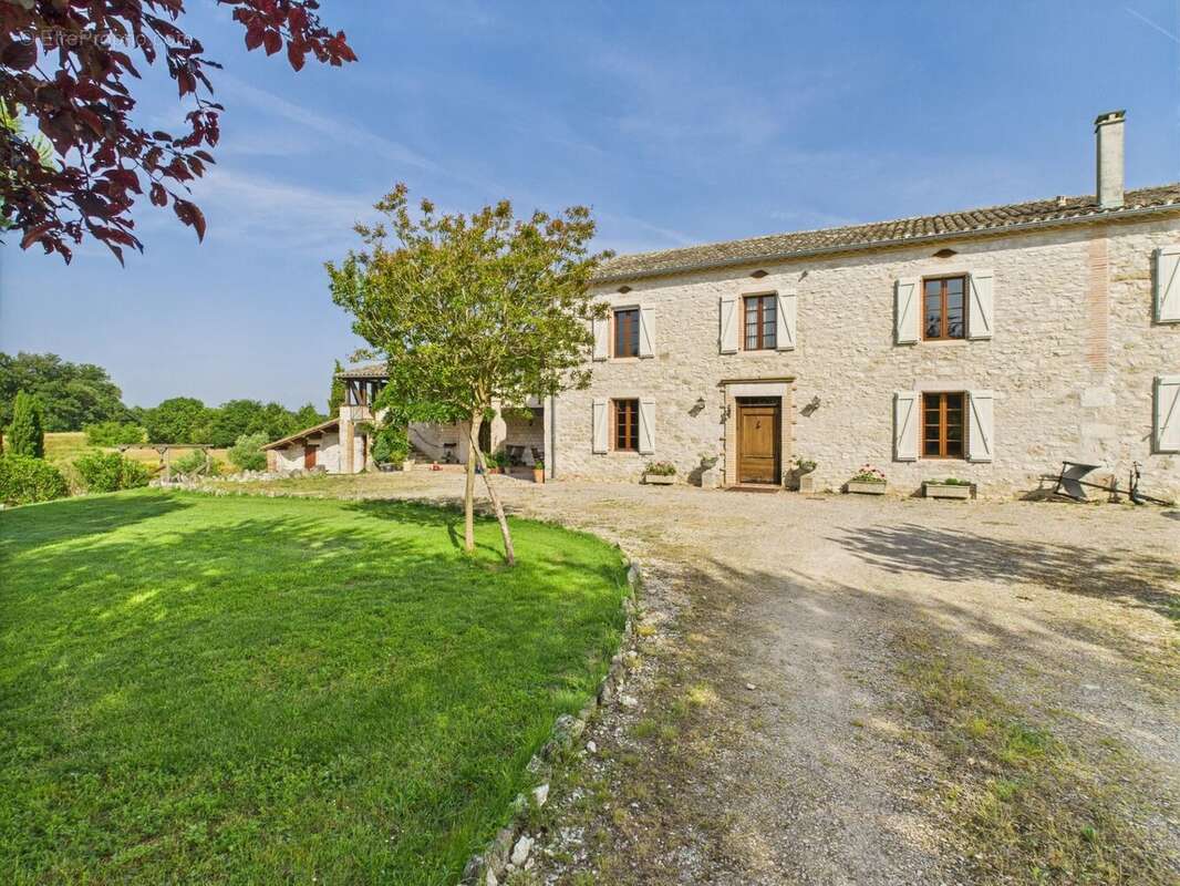 Maison à CASTELNAU-DE-MONTMIRAL