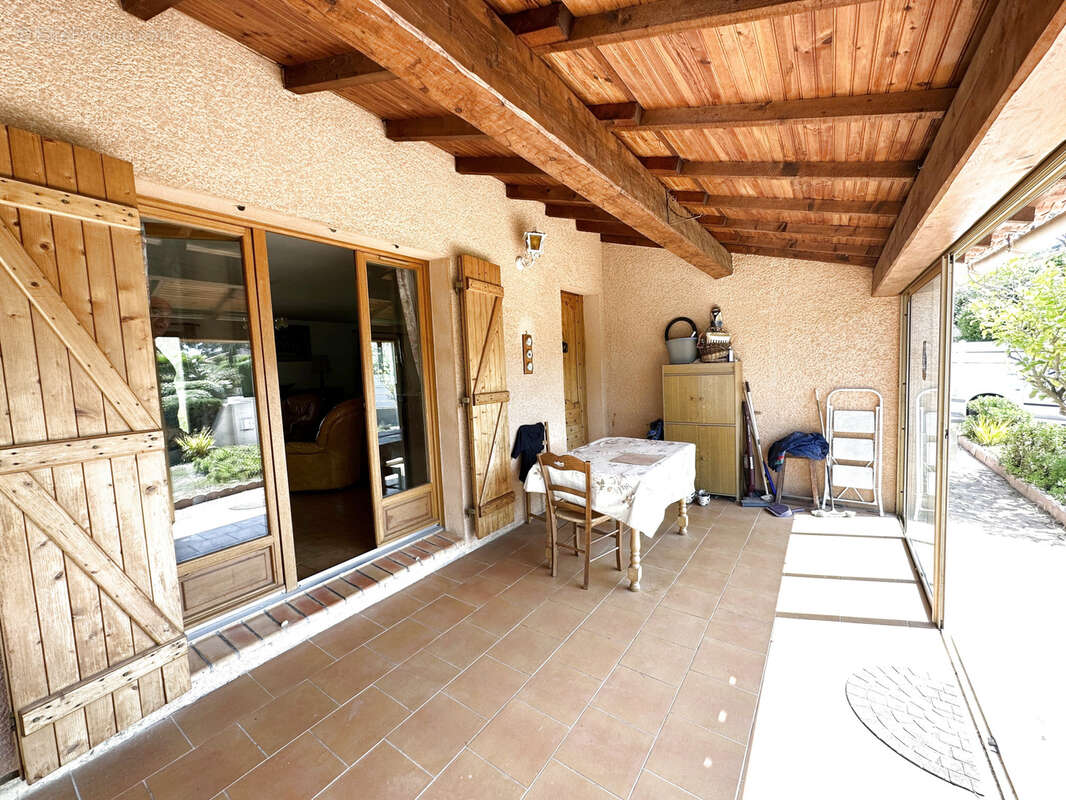 Maison à BORMES-LES-MIMOSAS