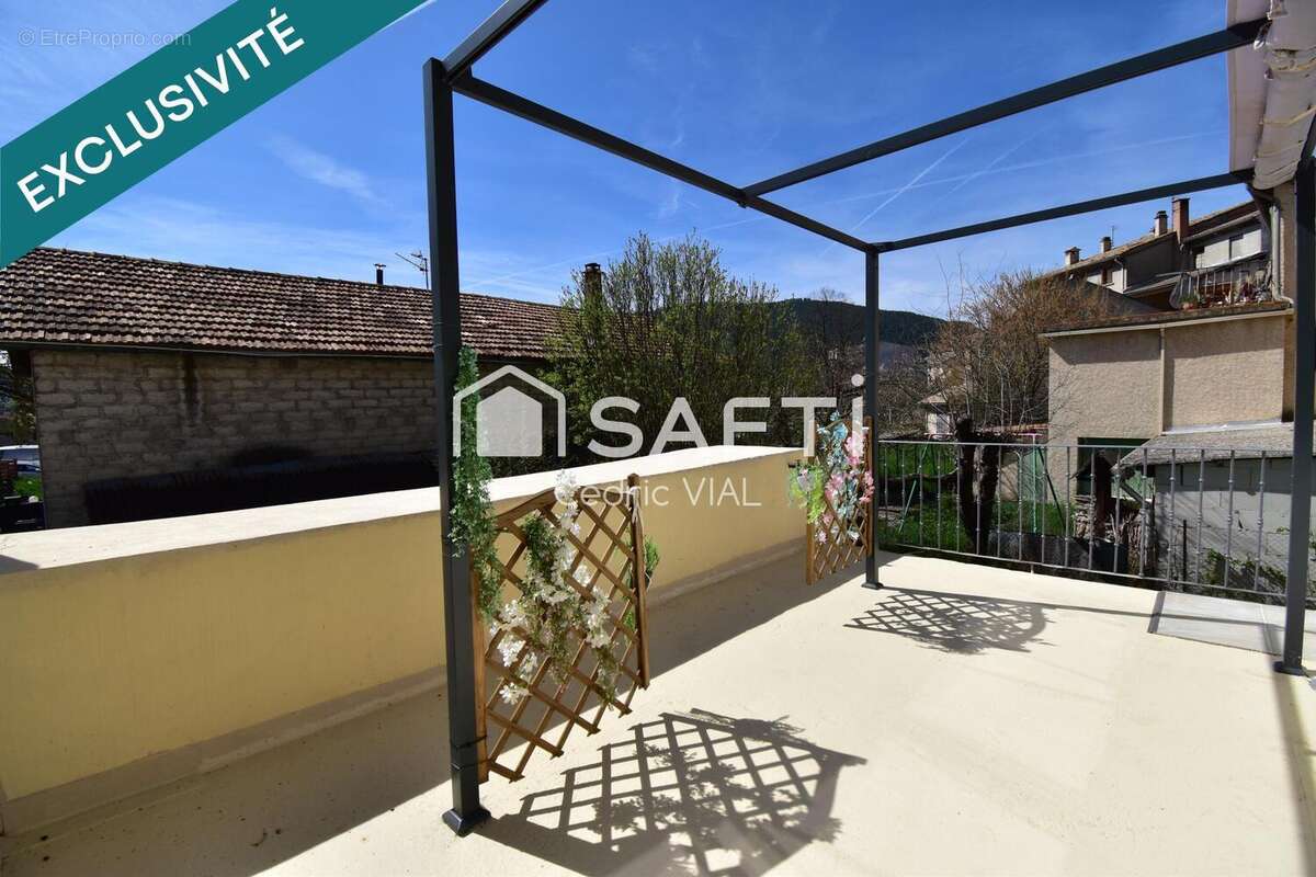 Photo 2 - Appartement à SAINT-ANDRE-LES-ALPES