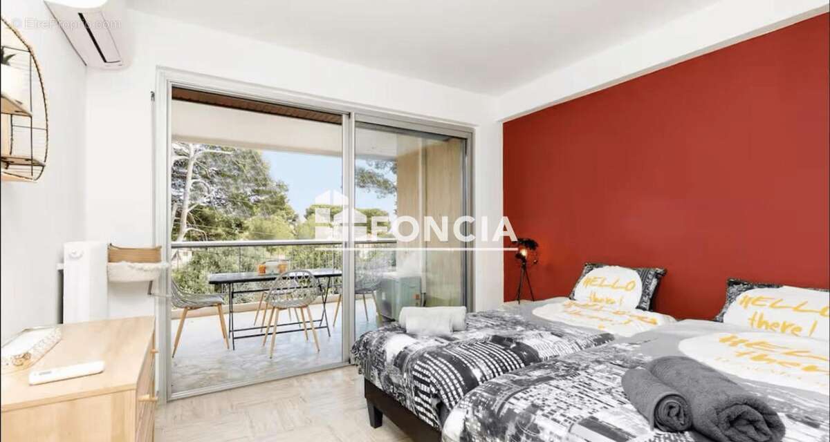 Appartement à LE CANNET