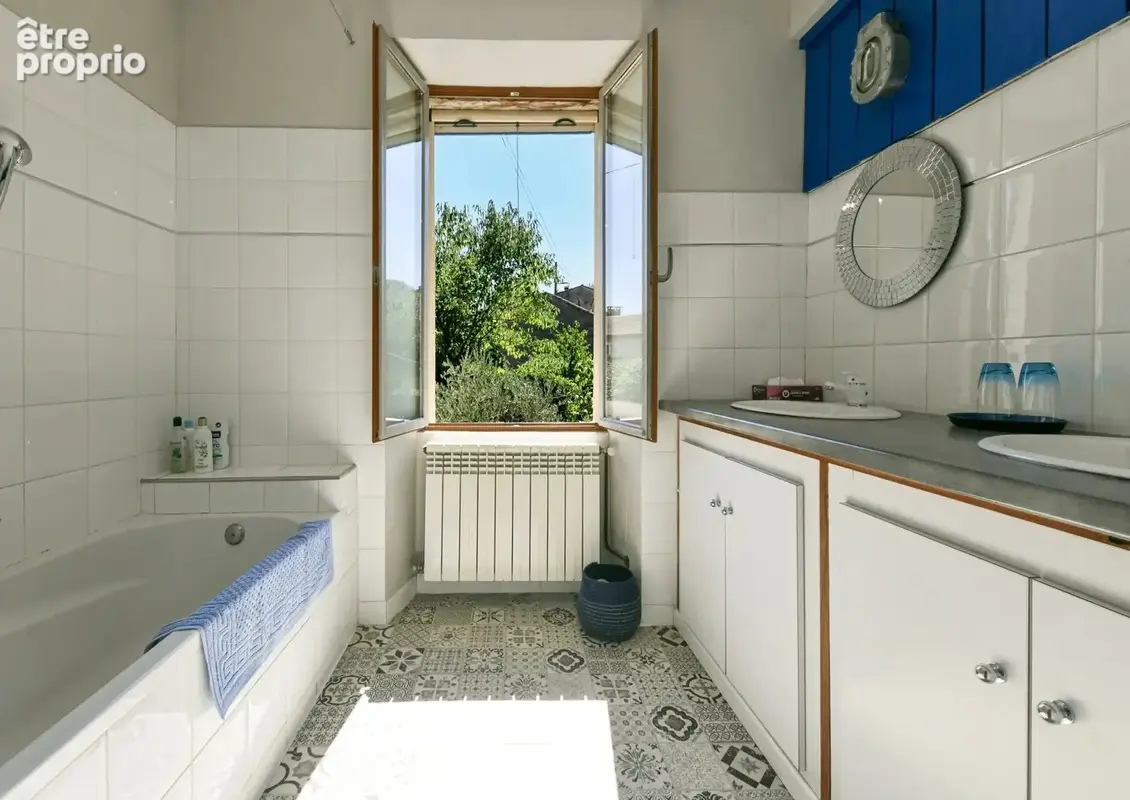 Superbe propriété de village avec jardin et piscine à 17 kms d’Uzès - photo 13