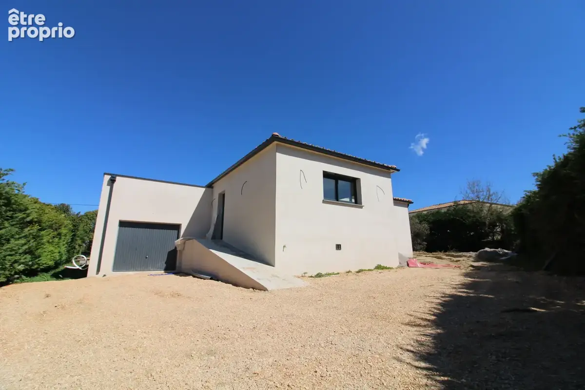 Photo Maison à Saint-Privat-Des-Vieux au prix de 272 000€