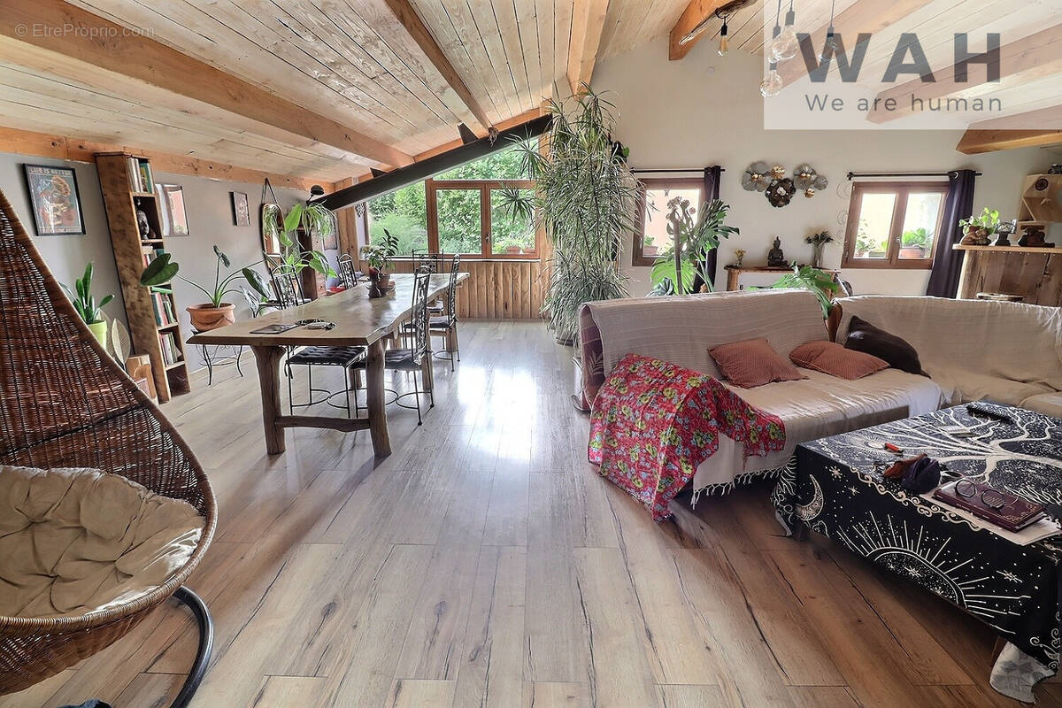 Maison à OCTON