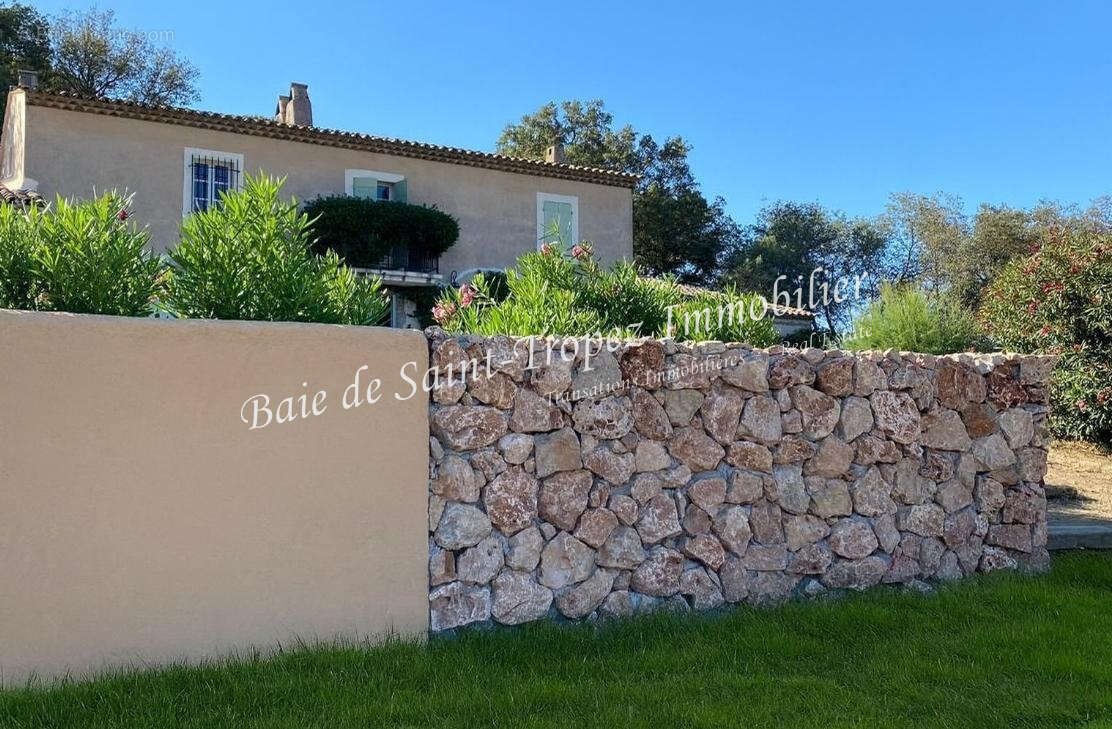 Maison à GRIMAUD