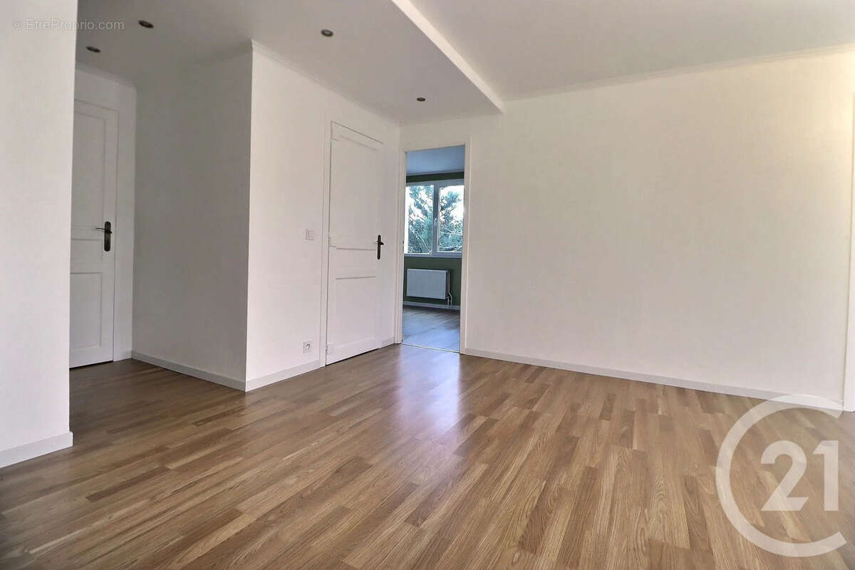 Appartement à AULNAY-SOUS-BOIS