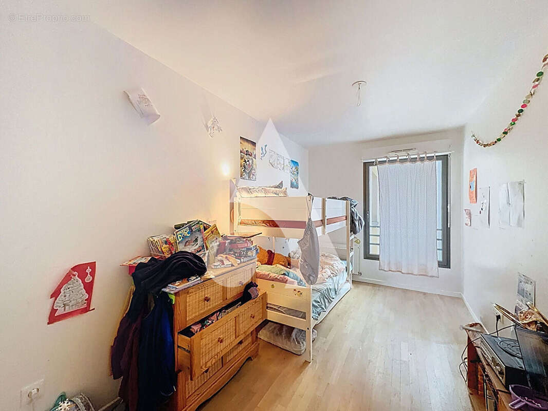 Appartement à NANTERRE