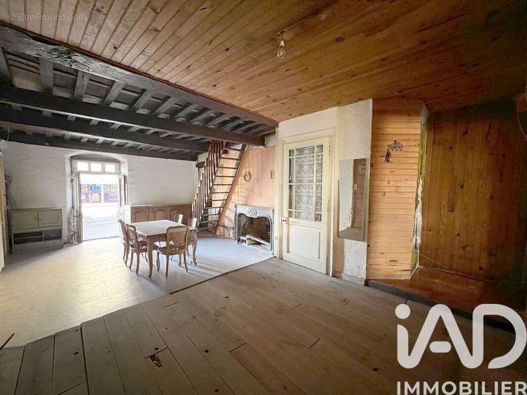 Photo 7 - Maison à GENEUILLE