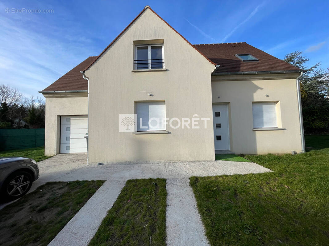 Maison à MAROLLES-EN-BRIE