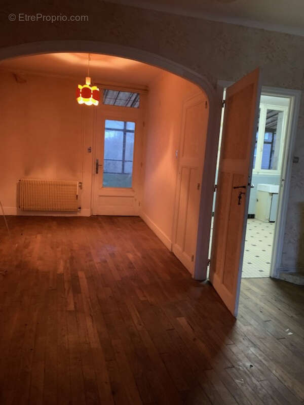 Appartement à SEMOUTIERS-MONTSAON