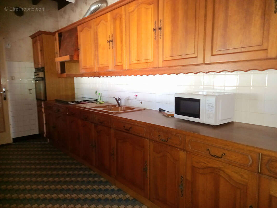 Maison à SAINT-EMILION