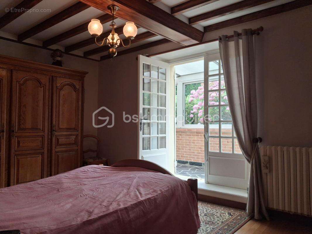 Maison Le Breuil En Bessin de 219 m² - photo 6