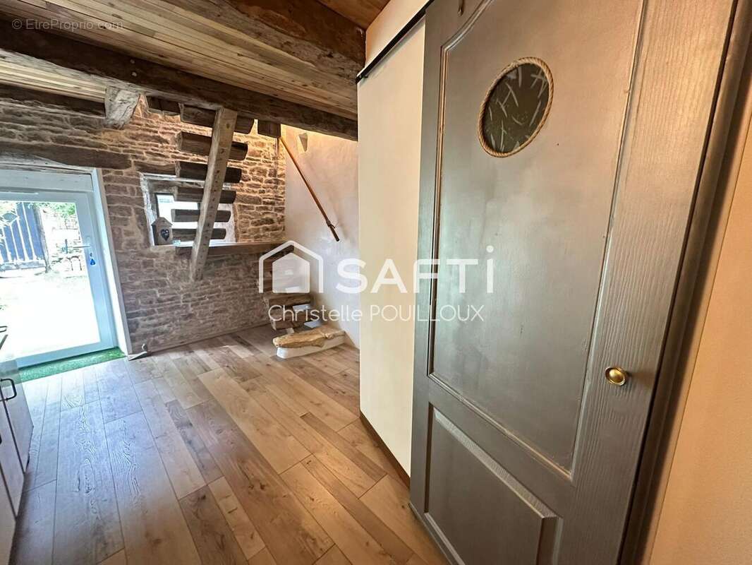 Maison 120 m² à Rom  - photo 5