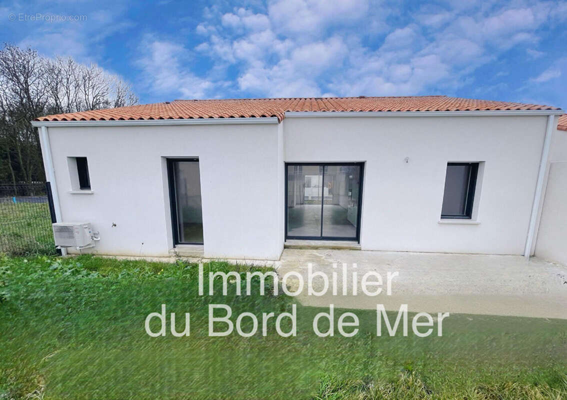 Maison à ANGLES