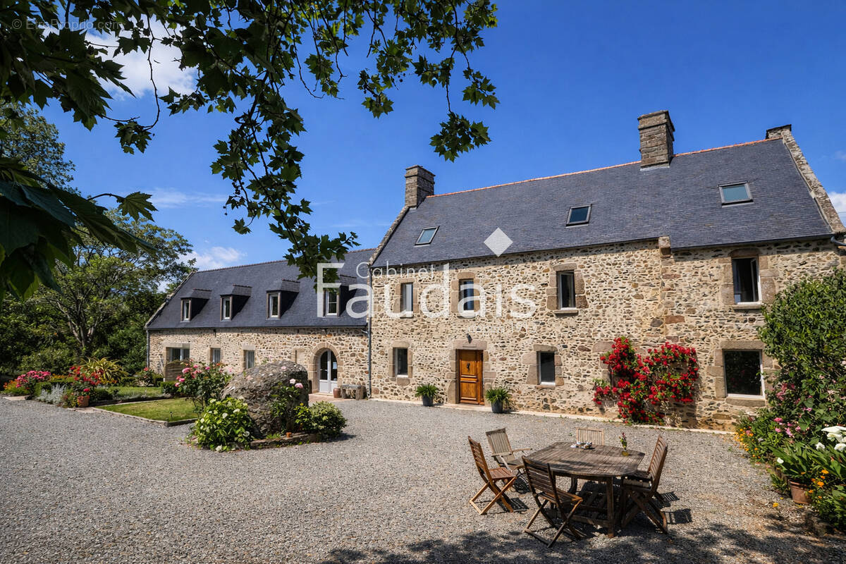 Maison à BLAINVILLE-SUR-MER