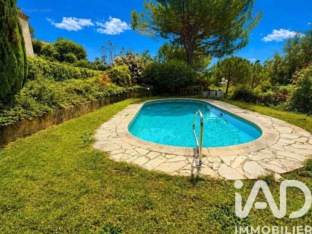 Photo 4 - Maison à ROQUEFORT-LES-PINS