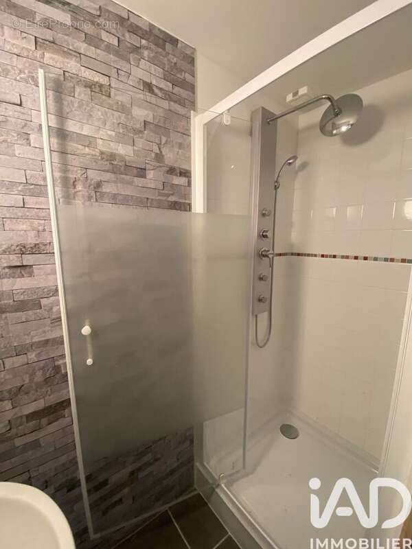 Maison 177 m² à Saint-Jean-La-Vetre  - photo 5