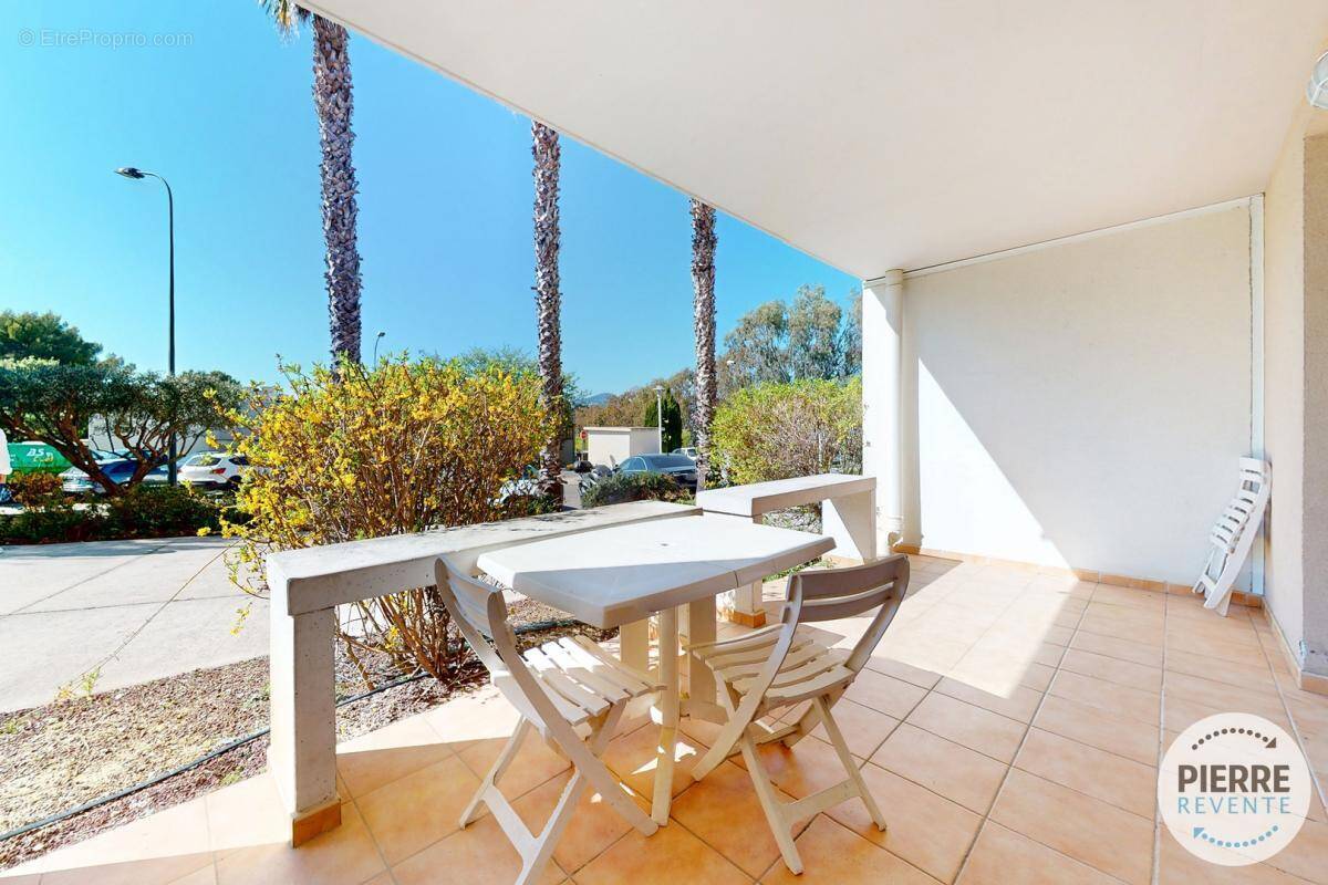 Appartement à SIX-FOURS-LES-PLAGES