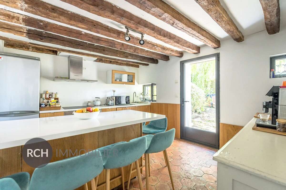 Exclusivité - Jouars-Pontchartrain - Charmante maison ancienne avec belle vue dégagée - photo 9