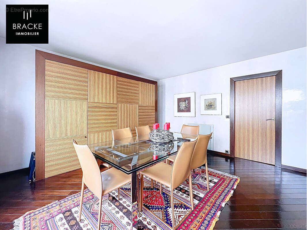 Appartement à COURBEVOIE