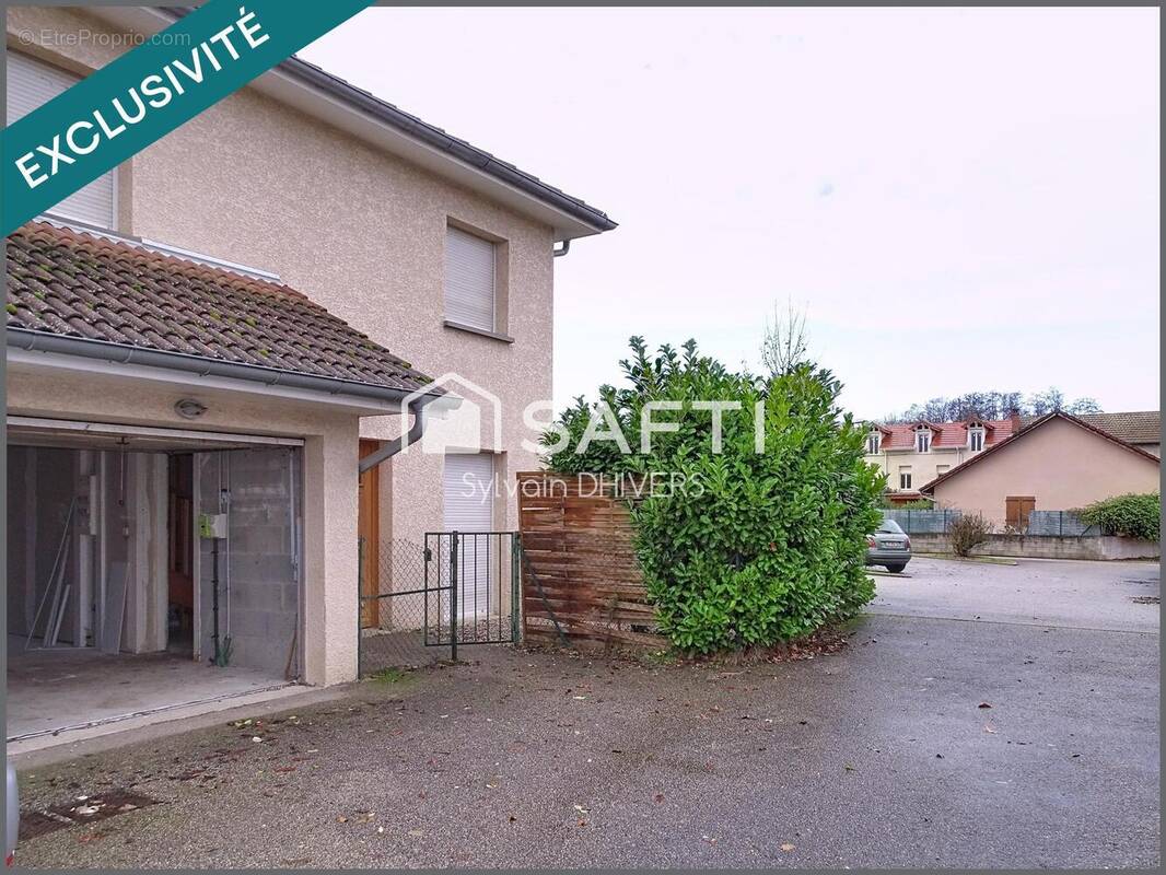 Photo 1 - Maison à MORESTEL