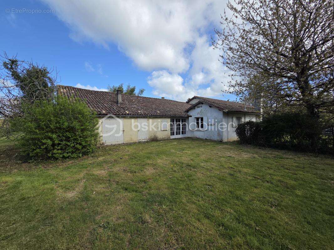 Ensemble immobilier à fort potentiel – calme, verdure et multiples dépendances - photo 25