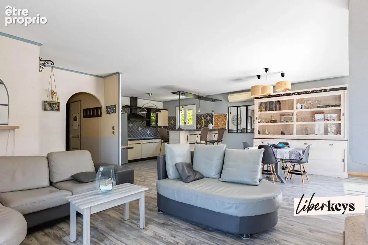 VINASSAN : Charmante maison de 135m² sans vis à vis avec terrain/jacuzzi et garage - photo 6