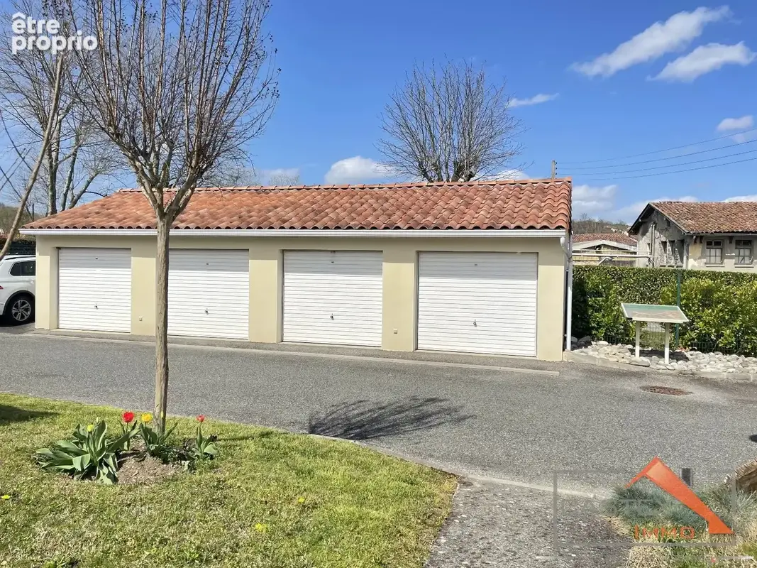 Villa T3 de plain-pied aux Sénioriales  Garage, terrasse et parking - photo 14