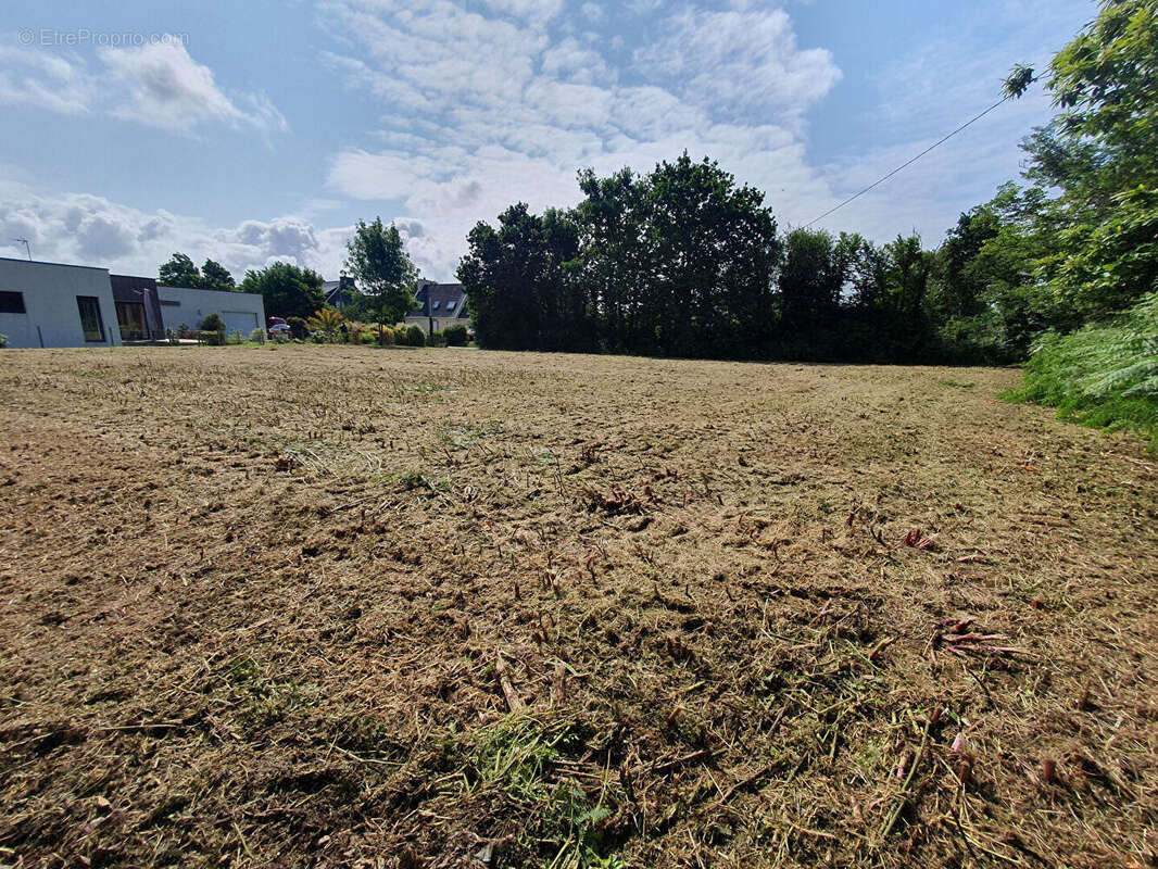 Terrain à FOUESNANT