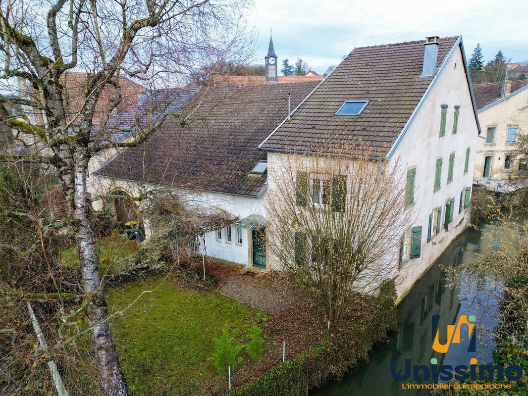 Maison à SAINT-MAURICE-COLOMBIER