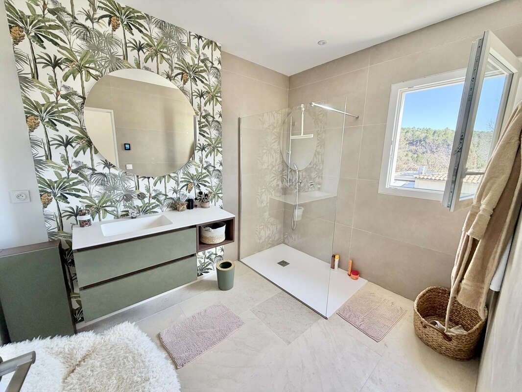 Maison à FORCALQUIER