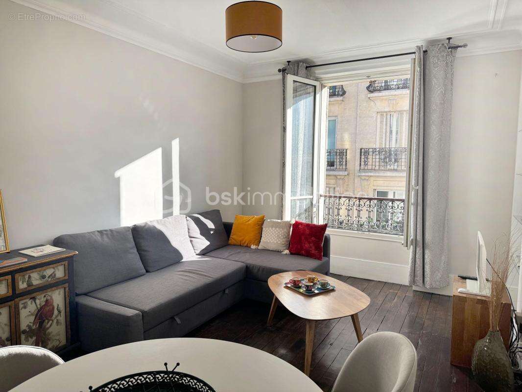 Appartement à PARIS-12E
