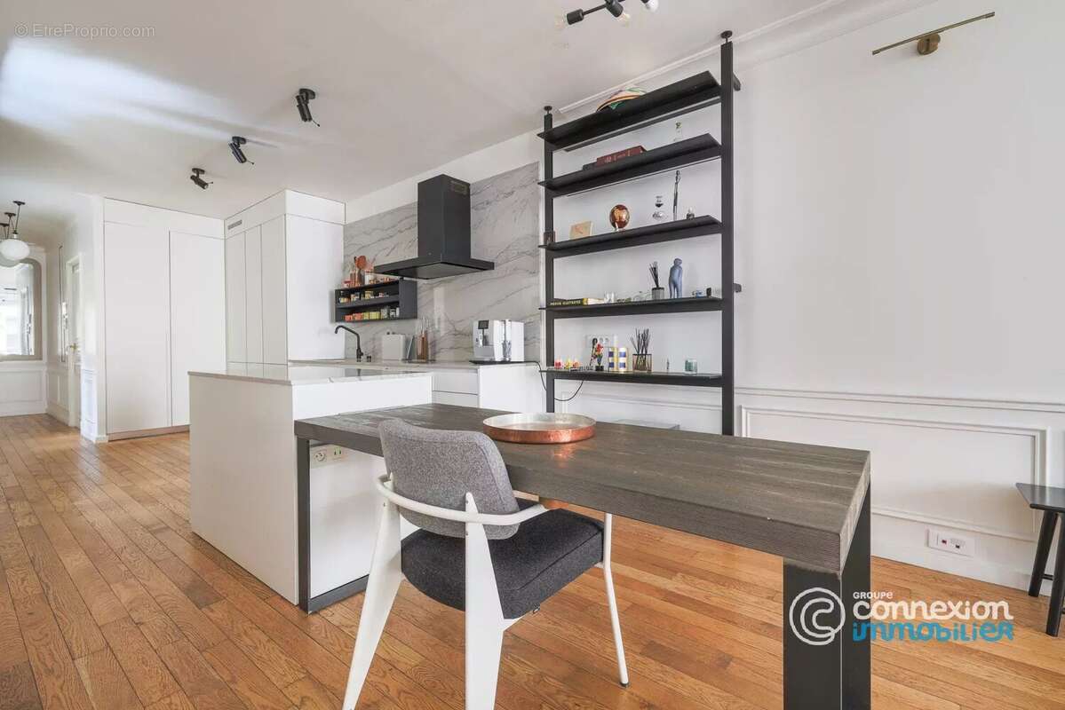 Appartement à PARIS-6E