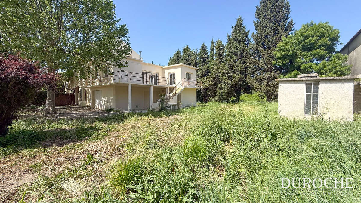 Maison à CADEROUSSE
