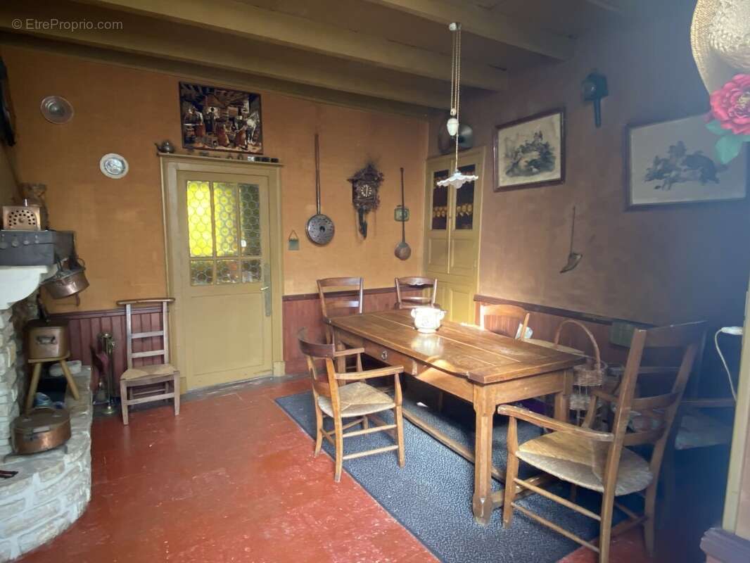 Maison à SAINT-ANGEAU