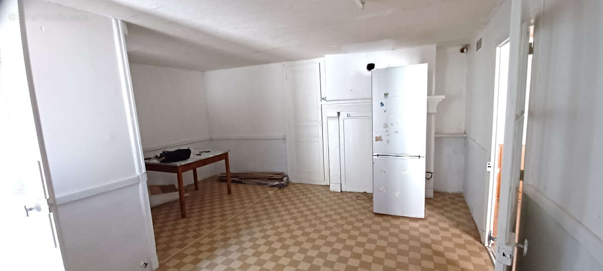 Maison à THENEUILLE